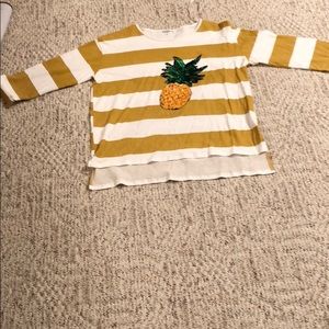 Long sleeve shirt with sequin pineapple :)